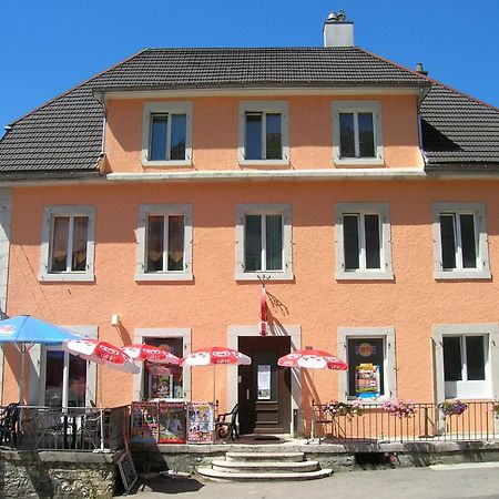 Chambres D'Hotes Le Passiflore Les Brenets Buitenkant foto