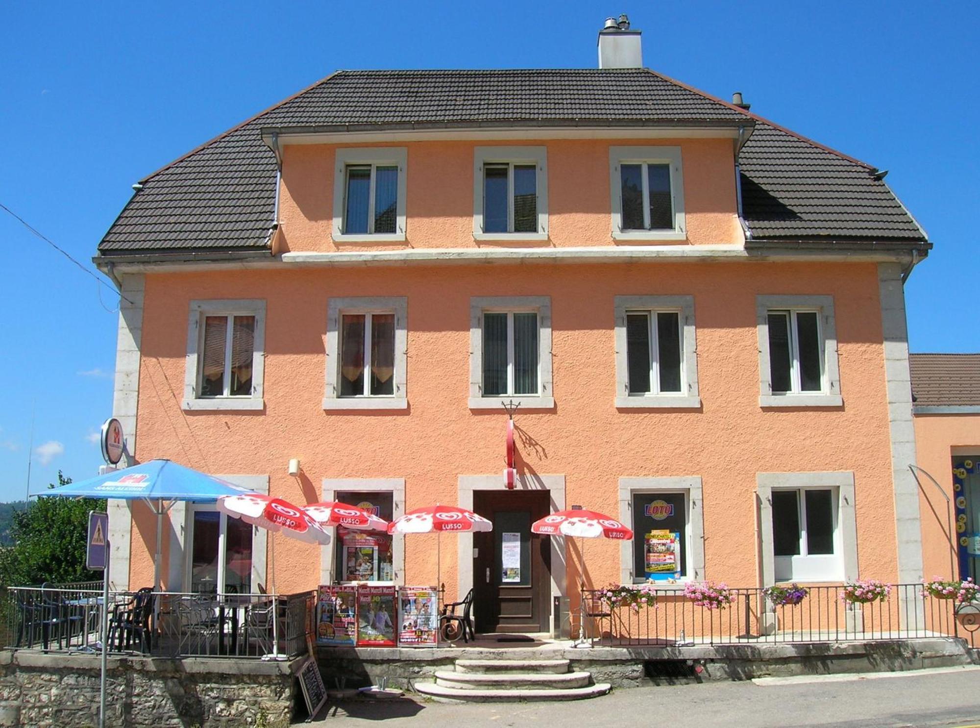 Chambres D'Hotes Le Passiflore Les Brenets Buitenkant foto